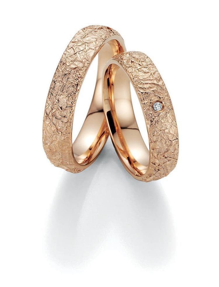 Trauringe Rosegold Struktur