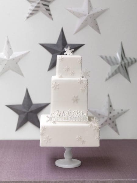 Quadratische Hochzeitstorte Winterhochzeit