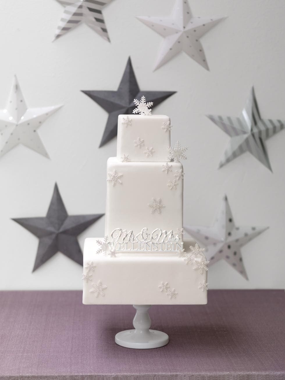 Quadratische Hochzeitstorte Winterhochzeit