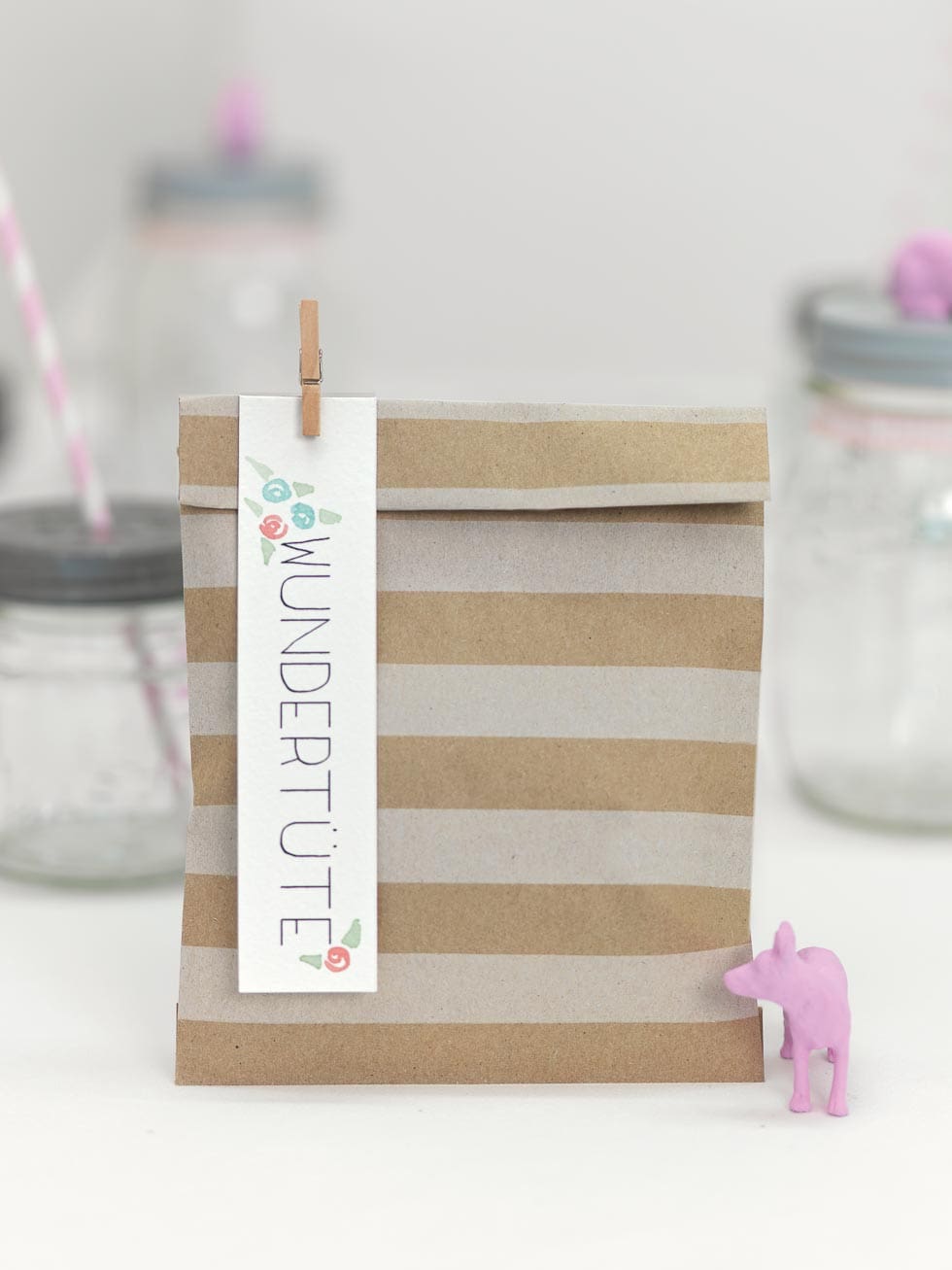 Kindertisch Hochzeit: Ideen, Deko & geniale Tipps DIY Tischdeko Hochzeit Kindertisch
