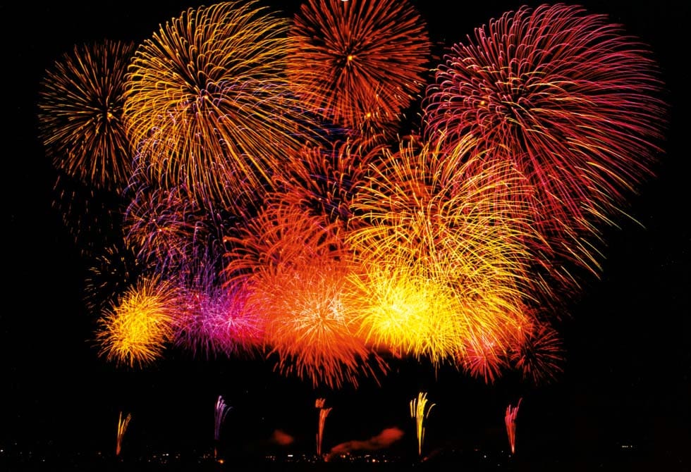 Geschenke zur Hochzeit Feuerwerk Hochzeitsfeuerwerk: Das grandiose Highlight der Hochzeitsfeier