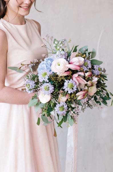 Brautstrauß in Rosa, Blau und Lila Brautstrauß Rosa, Blau und Lila