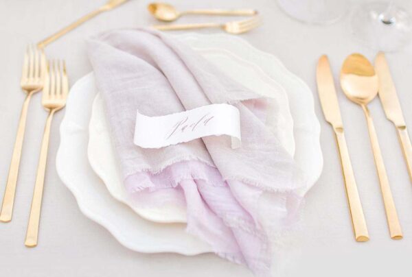 Tischdeko Hochzeit gold lila Tischdeko Hochzeit gold lila