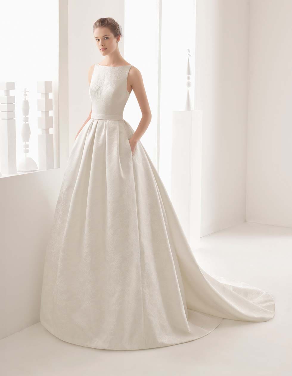 Hochzeitskleid Rosa Clara NAZAR Brautkleid Brokat Rosa Clara