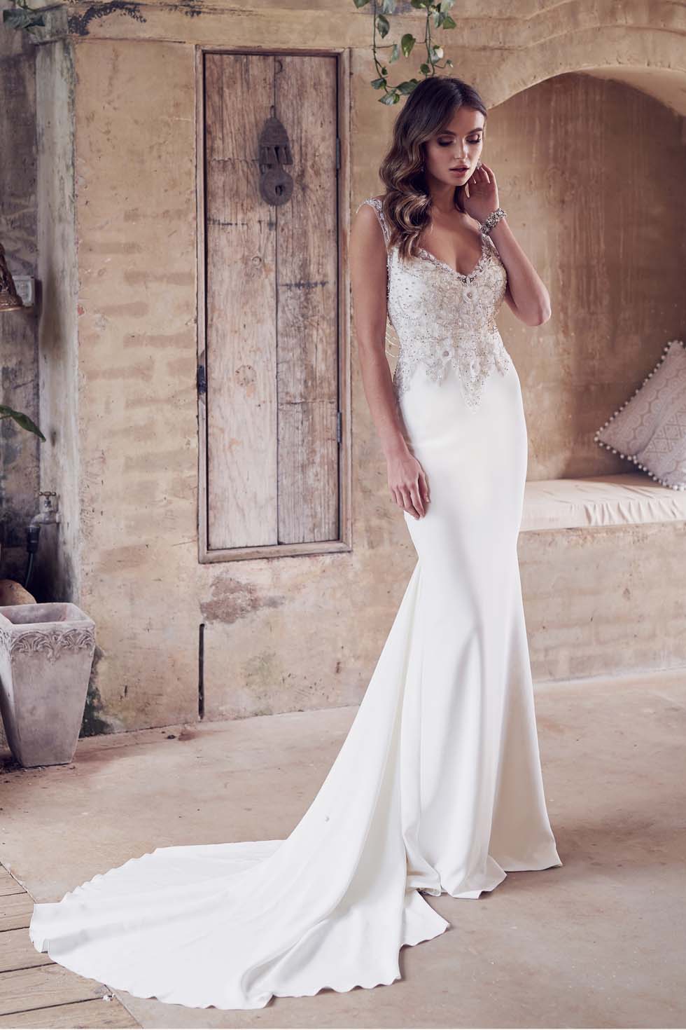 Brautkleider_Anna-Campbell_Paige-Dress_Crepe-de-Chine Brautkleid Fließend