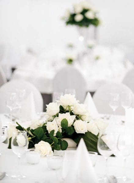 Tischdeko Klassisch Weiß Tischdeko Hochzeit Rosen