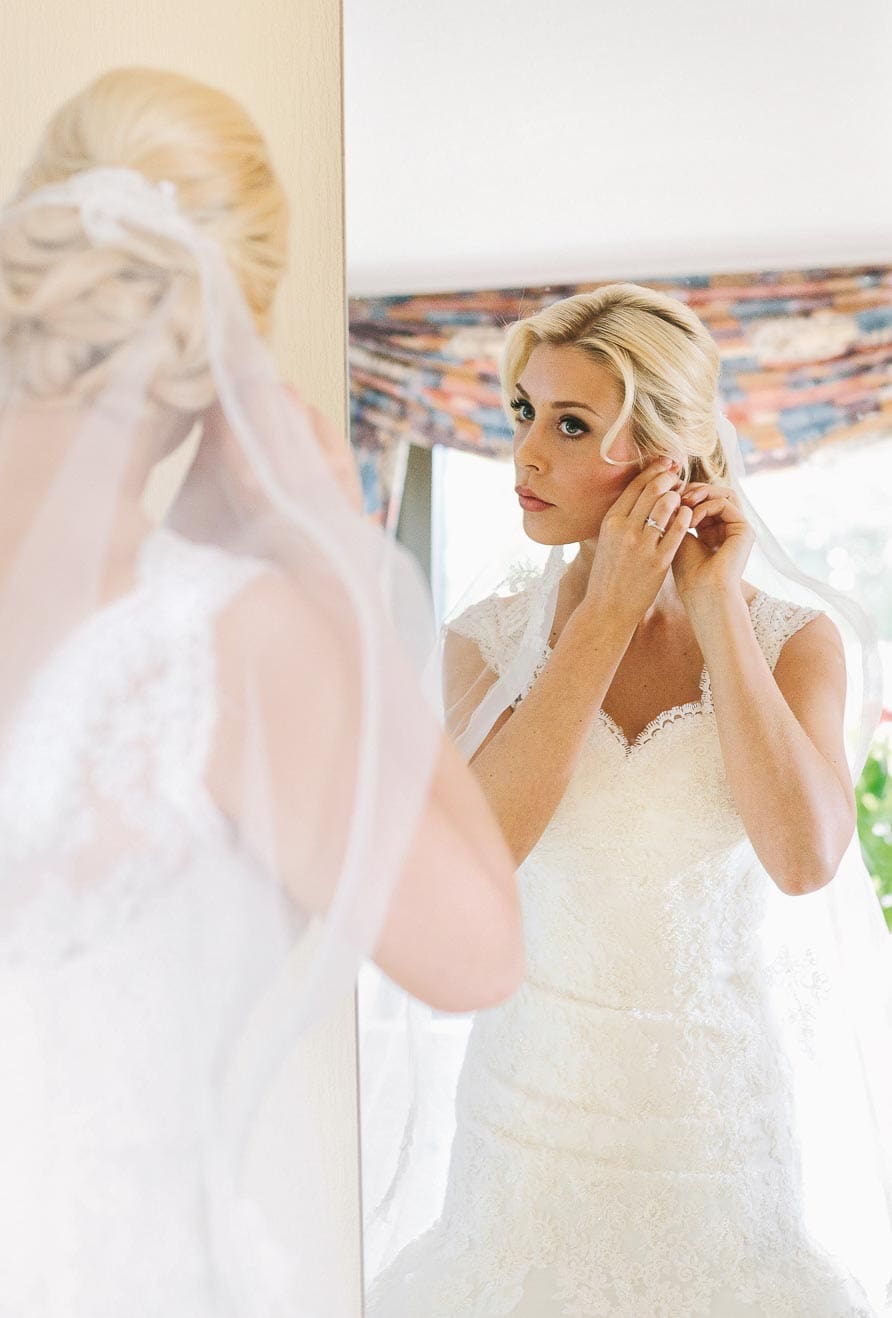 Brautstyling Schmuck Getting Ready Braut