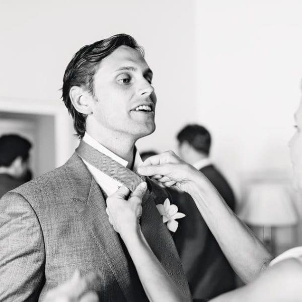 Krawatte binden Hochzeit Getting Ready