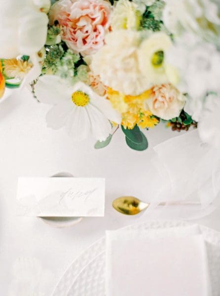 Tischdeko Hochzeit weiß gelb Tischdeko Hochzeit weiß gelb