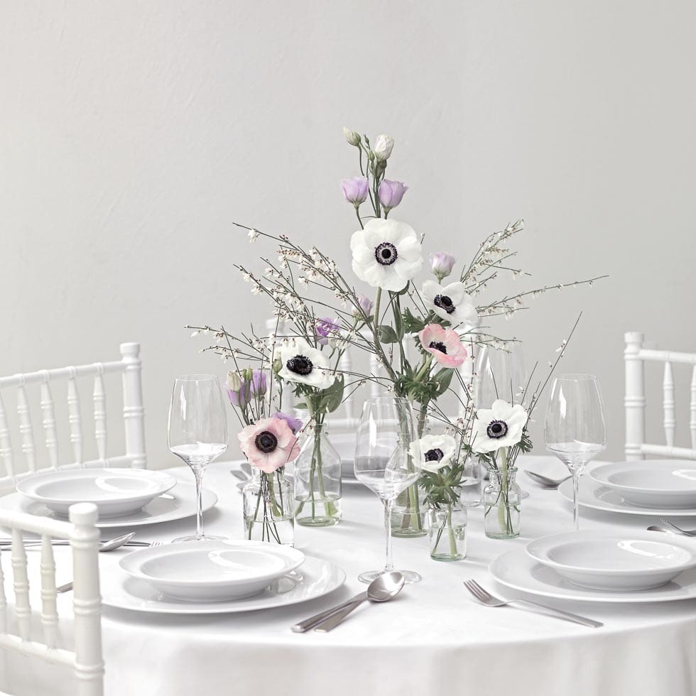 Tischdeko-schritt-fuer-schritt-3 Tischdeko mit Blumen in Flaschen: Tolle Ideen & geniale Tipps