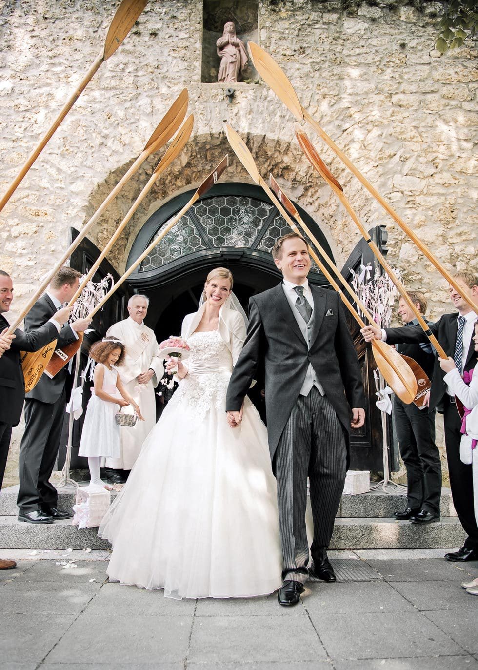 Spalier stehen Hochzeit Ruderverein Spalier stehen Hochzeit Ruderverein