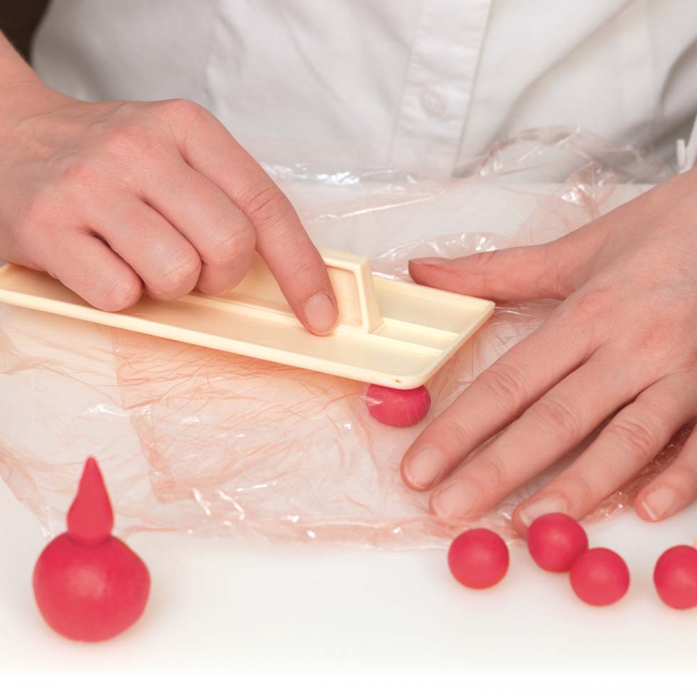 Marzipan Rose modellieren Marzipan Rose modellieren