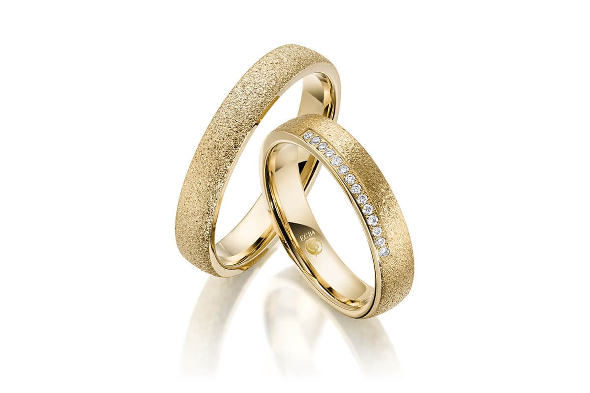 Trauringe diamantiert matt Trauringe diamantiert matt