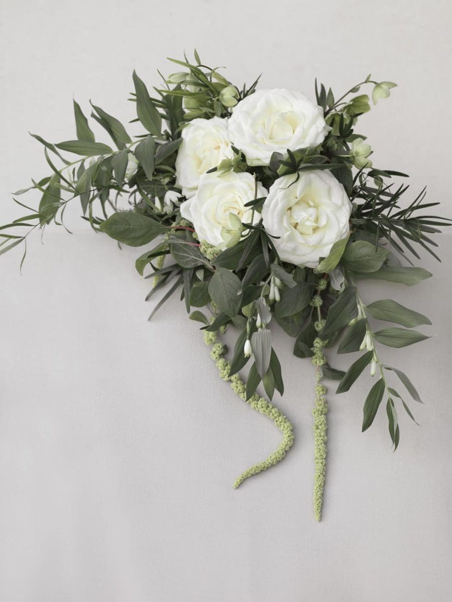 Boho Brautstrauß weiße Rosen Boho Brautstrauß weiße Rosen