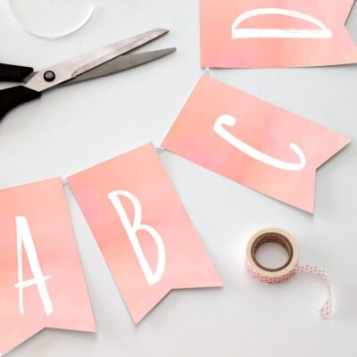 Buchstabengirlande Peach