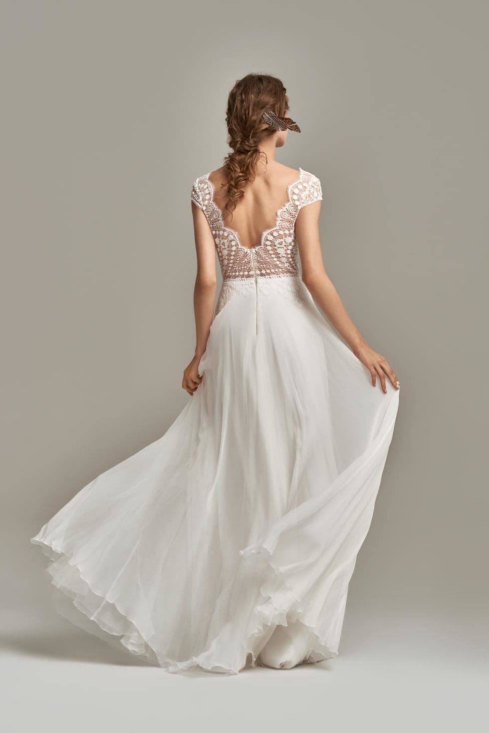 Anna-Kara-Kap-Aermel-Brautkleid Kap Ärmel Brautkleid