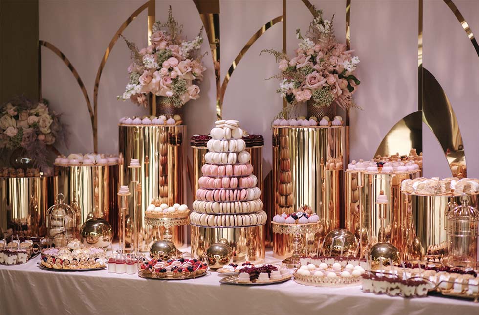 Candy Bar Sweet Table elegant Candy Bar Sweet Table elegant