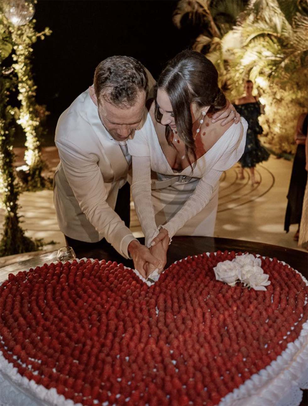 Erdbeerherz Hochzeitstorte Erdbeerherz Hochzeitstorte