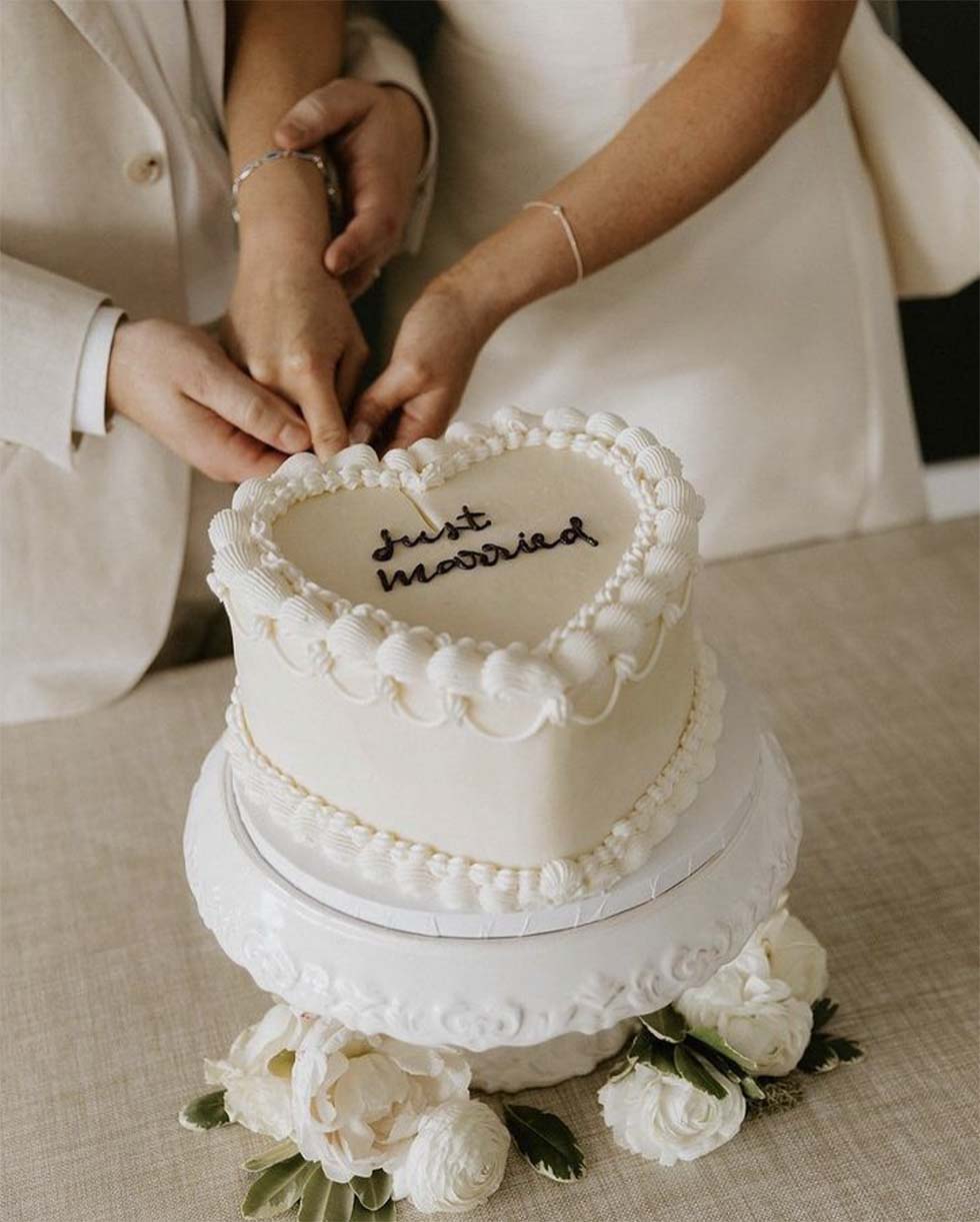nostalgische Hochzeitstorte Herz nostalgische Hochzeitstorte Herz